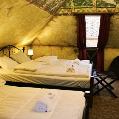 Excalibur Minihotel Eger Exterior photo